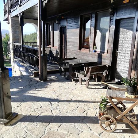 גלבטרצי Trifon Zarezan Family Hotel מראה חיצוני תמונה