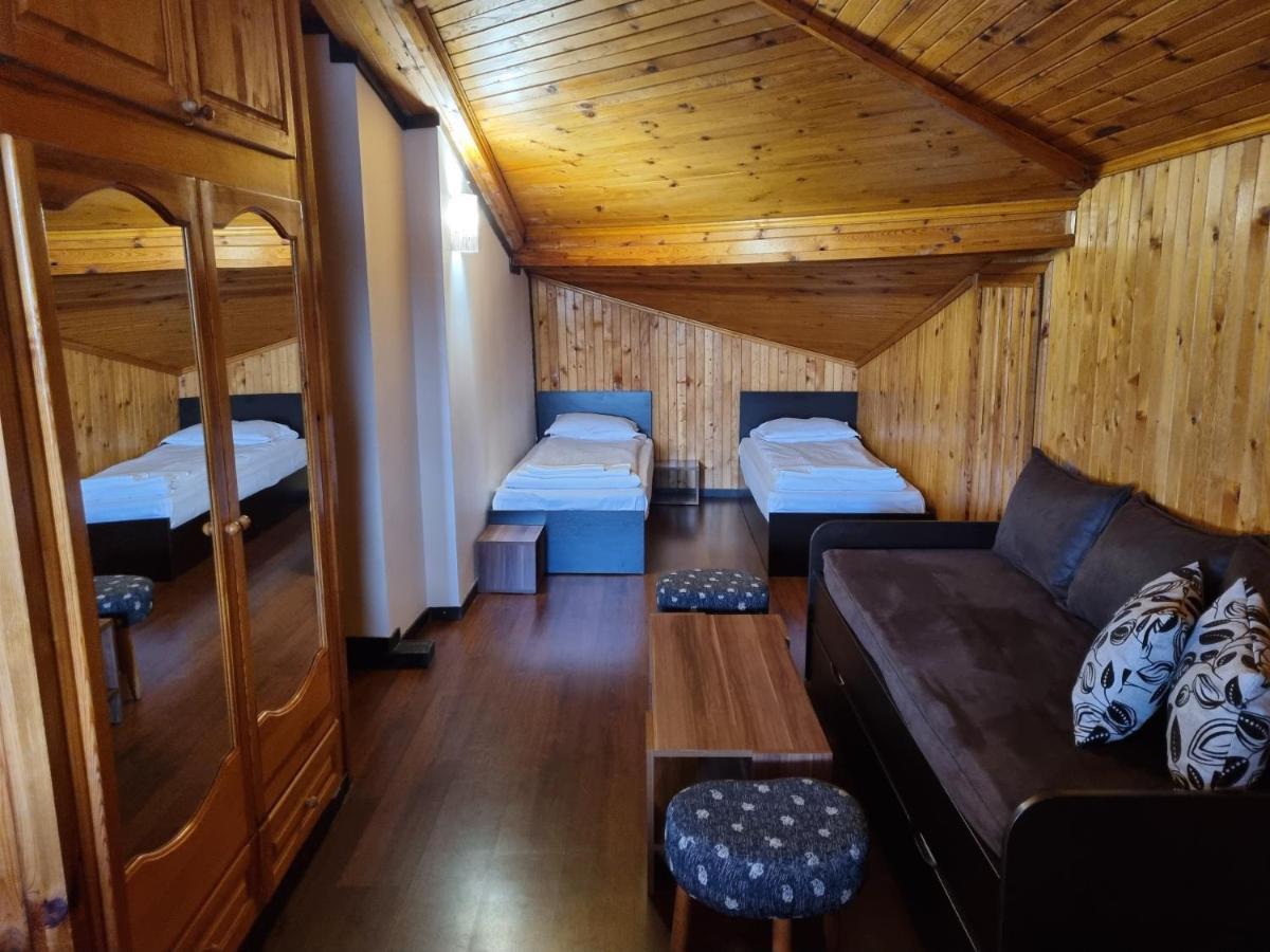 גלבטרצי Trifon Zarezan Family Hotel מראה חיצוני תמונה